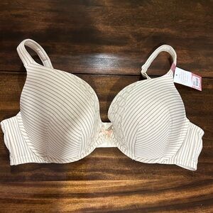Cacique Cream and Tan Boost Plunge Bra 44C